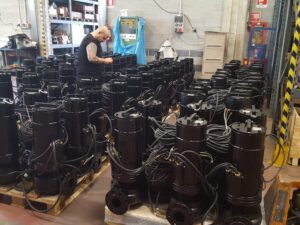 Máy bơm chìm nước thải Zirantec FGb 1077.5,5-2/160.24